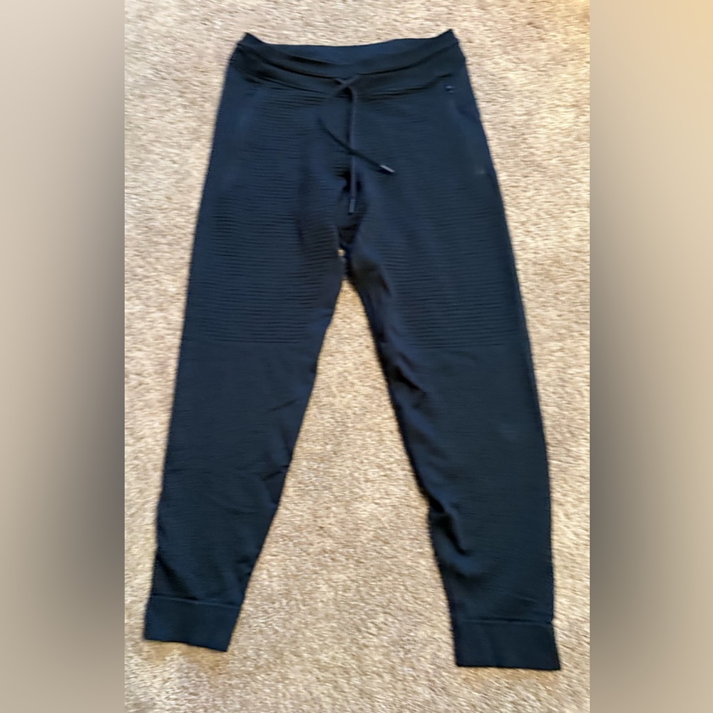 Lululemon Men waffle Jogger-  Black